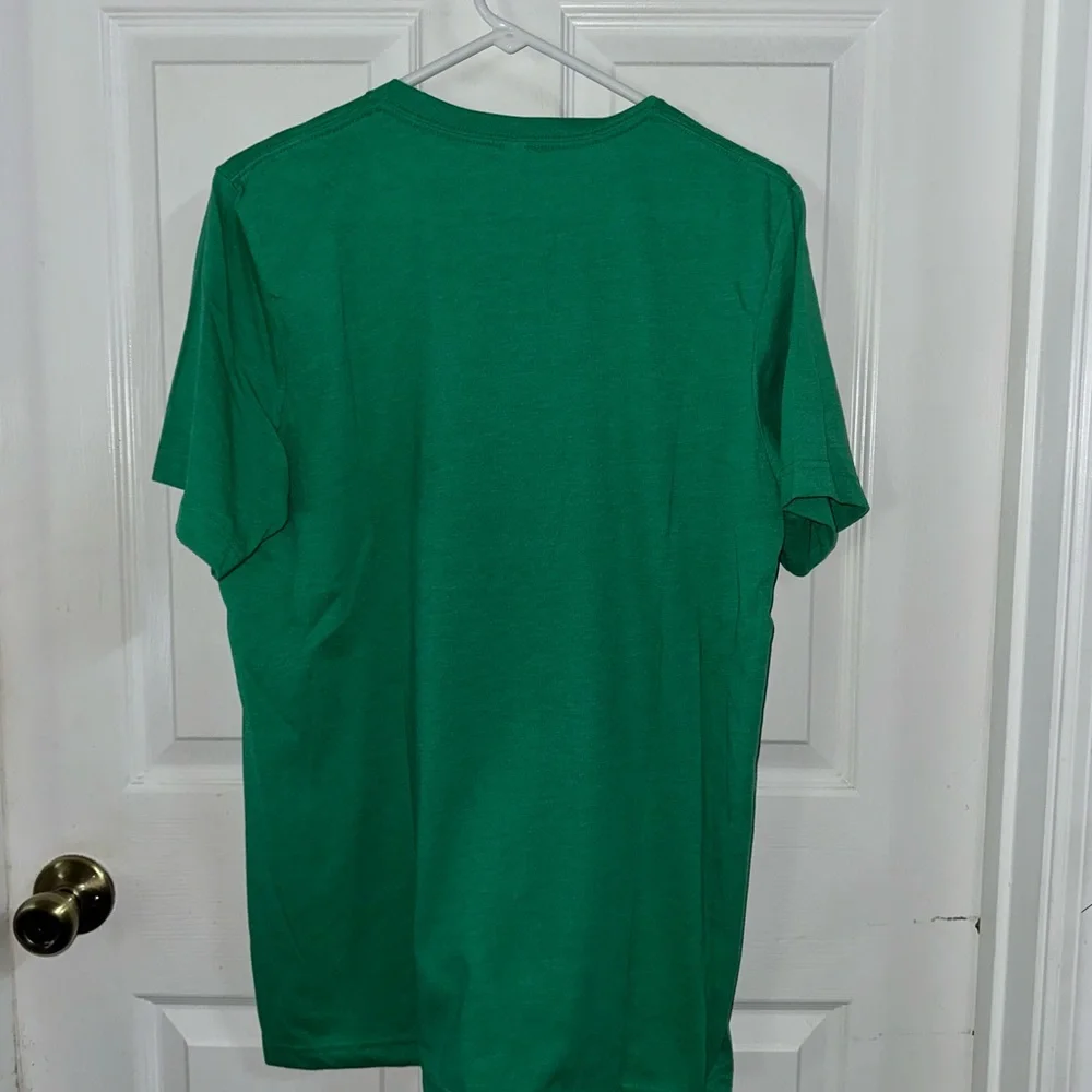 NWOT Handcrafted Merry Christmas Shirt Large-Green - Picture 4 of 4